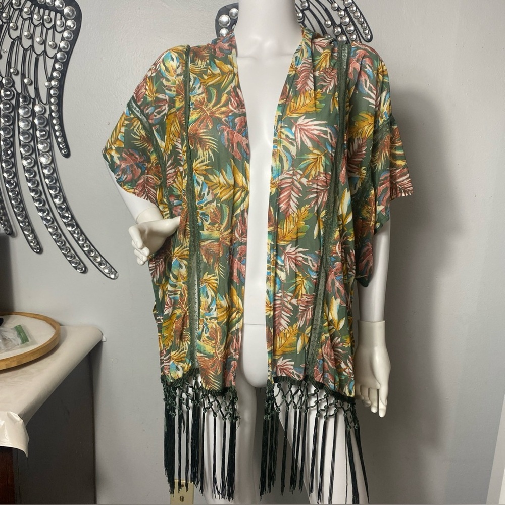 Ember Kimono Size M Autumn Style Leaf Design